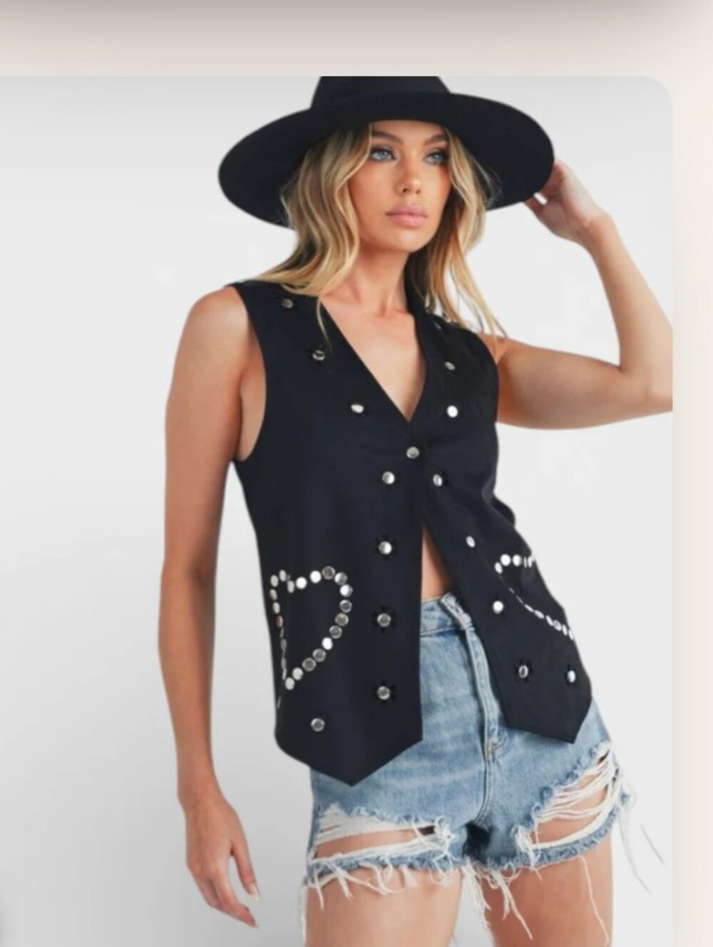 Aemi + Co Heart Studded Vest Top
